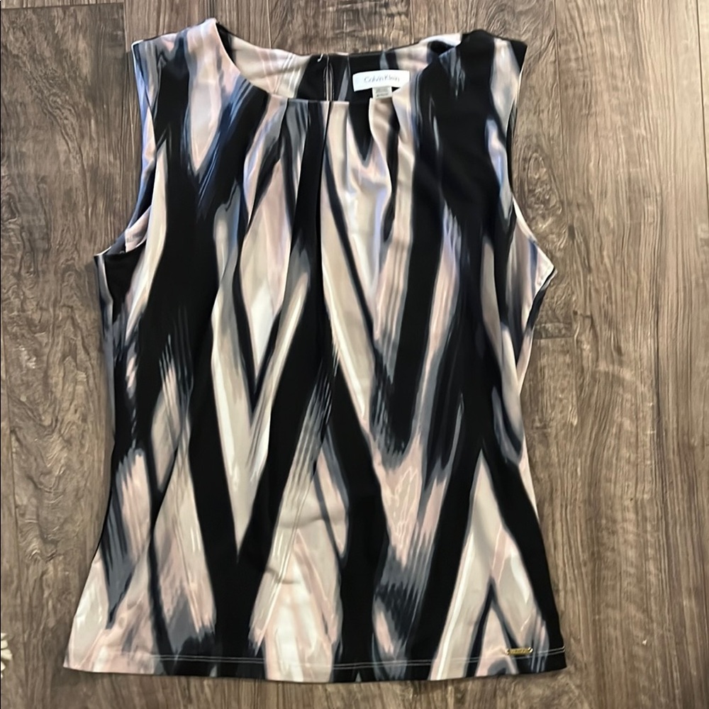 Calvin Klein Women's Black and Cream Top